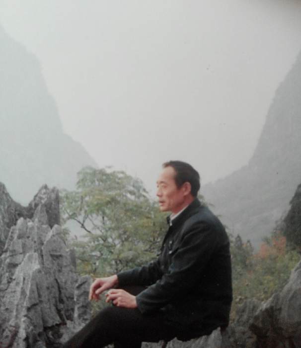 張富治(河南籍書畫家) 張富治(河南籍書畫家)
