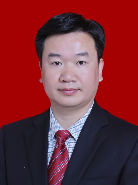 向濤(眉山市岷東新區黨工委委員) 向濤(眉山市岷東新區黨工委委員)