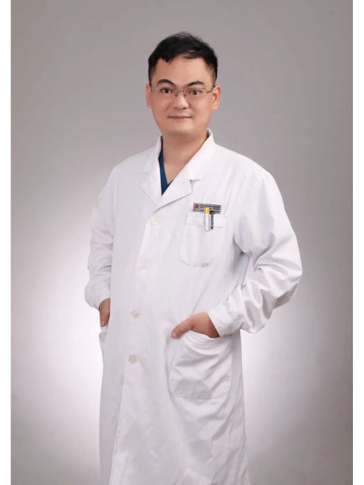 饒毅(中國中醫科學院西苑醫院主治醫師) 饒毅(中國中醫科學院西苑醫院主治醫師)