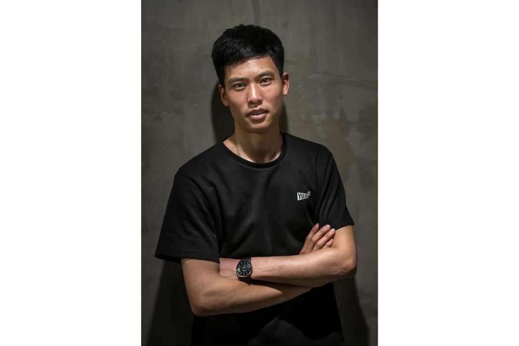 李嚴(中國江蘇籍藝術家) 李嚴(中國江蘇籍藝術家)