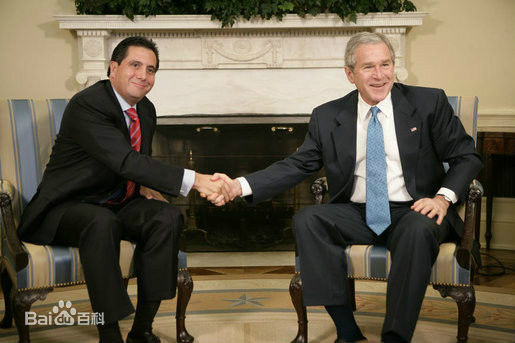 托里霍斯與美國總統布希