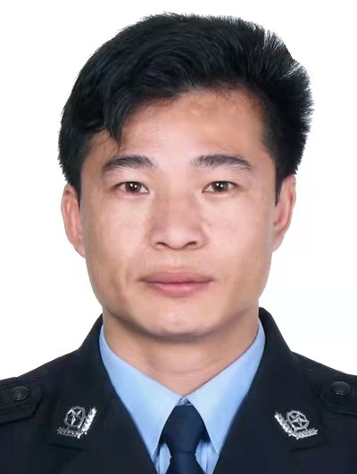 程健(廣西壯族自治區南寧市上林縣人民政府黨組成員、副縣長、公安局局長) 程健(廣西壯族自治區南寧市上林縣人民政府黨組成員、副縣長、公安局局長)