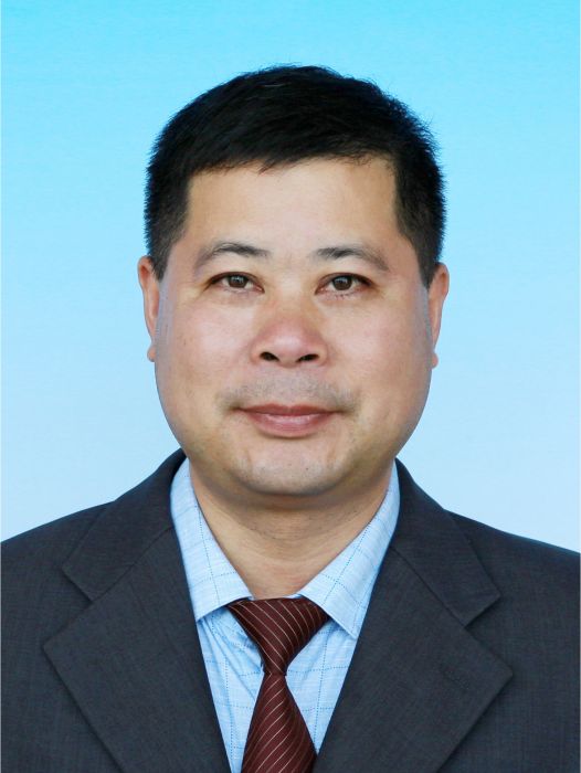 周青(廣西壯族自治區賀州富川瑤族自治縣審計局黨組成員、副局長、一級主任科員) 周青(廣西壯族自治區賀州富川瑤族自治縣審計局黨組成員、副局長、一級主任科員)