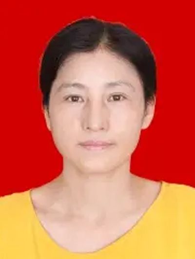 何光梅(江西省撫州市東鄉區發改委副主任) 何光梅(江西省撫州市東鄉區發改委副主任)