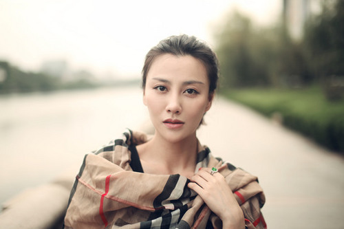 江易珈(刑妍) 江易珈(刑妍)