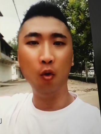 馬洪亮(網路主播) 馬洪亮(網路主播)