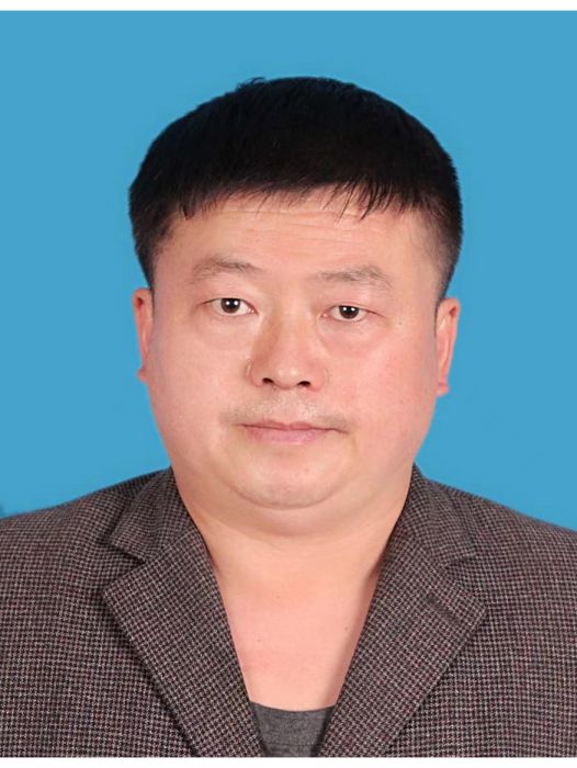 向陽(湖南省湘西土家族苗族自治州永順縣人社局黨組成員、副局長) 向陽(湖南省湘西土家族苗族自治州永順縣人社局黨組成員、副局長)