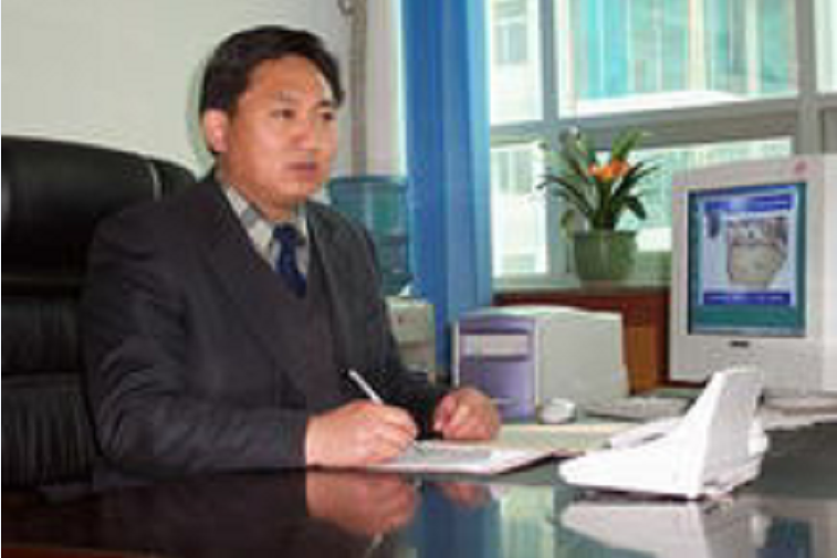 徐新民(南通市天星湖中學校長) 徐新民(南通市天星湖中學校長)