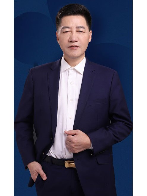 陳忠平(朗姿國際控股集團董事長) 陳忠平(朗姿國際控股集團董事長)