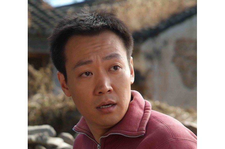 賈寶文(2009年電視劇《人活一張臉》中的角色) 賈寶文(2009年電視劇《人活一張臉》中的角色)