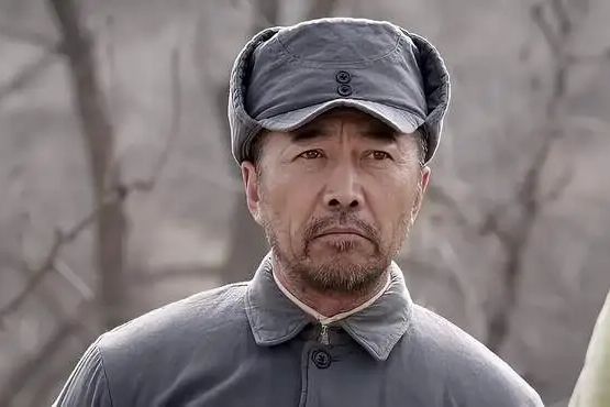 王震(近代革命劇《滹沱兒女》中的角色) 王震(近代革命劇《滹沱兒女》中的角色)