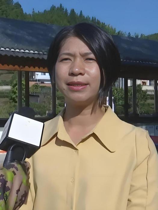 韋柳娜(廣西壯族自治區岑溪市委常委、宣傳部部長) 韋柳娜(廣西壯族自治區岑溪市委常委、宣傳部部長)