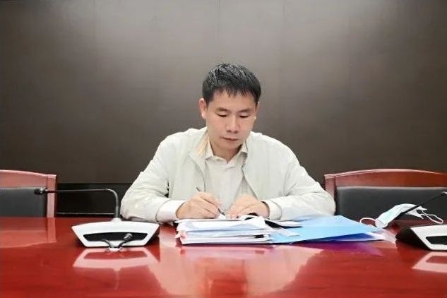 曹亞偉(中國商務部官員) 曹亞偉(中國商務部官員)