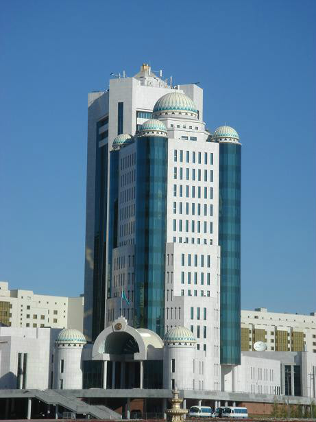 哈薩克斯坦議會