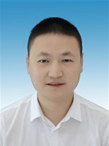 周群峰(江西省九江市修水縣委常委、副縣長) 周群峰(江西省九江市修水縣委常委、副縣長)