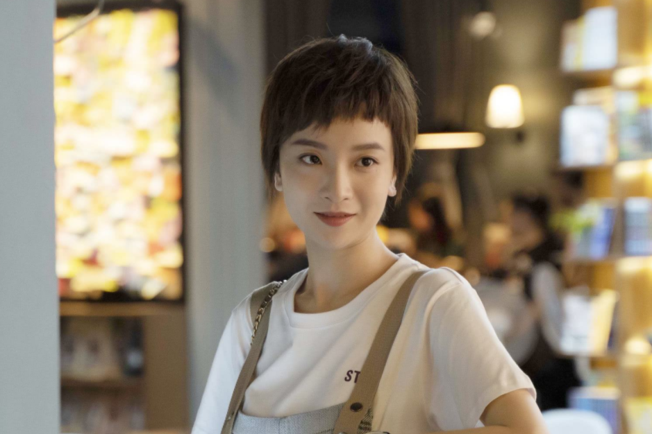 小妖(都市情感劇《第二次也很美》中的角色) 小妖(都市情感劇《第二次也很美》中的角色)