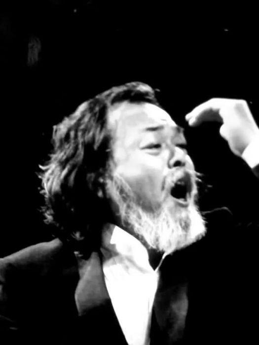 周濤(國家一級演奏員) 周濤(國家一級演奏員)