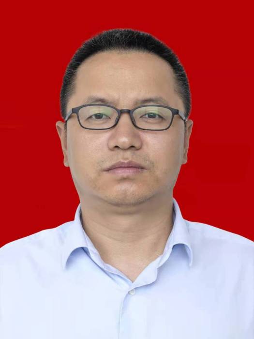彭典 彭典