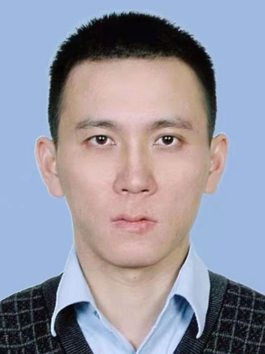 周磊(四川省阿壩藏族羌族自治州小金縣委副書記、四姑娘山鎮黨委書記) 周磊(四川省阿壩藏族羌族自治州小金縣委副書記、四姑娘山鎮黨委書記)