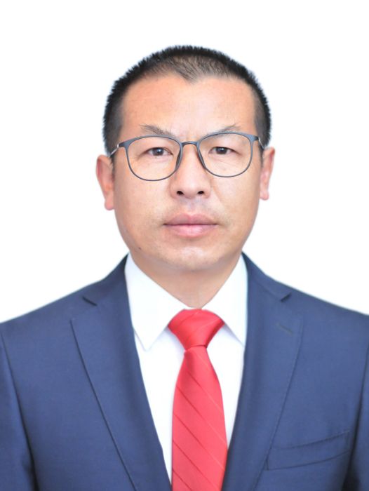 張興俊(雲南省曲靖市馬龍區圖書館副館長) 張興俊(雲南省曲靖市馬龍區圖書館副館長)