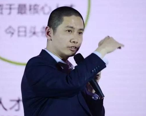 濮天若(人人公司獨立董事) 濮天若(人人公司獨立董事)