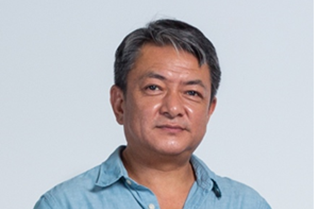 李新輝(中國雲南籍藝術家) 李新輝(中國雲南籍藝術家)