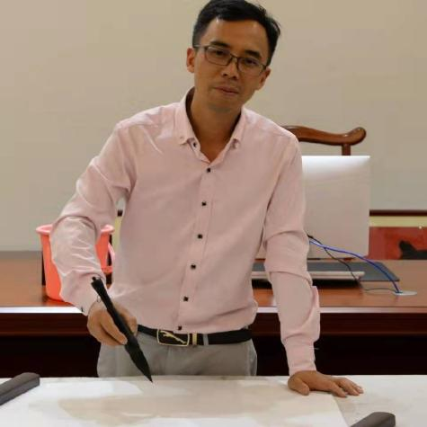 張金榮(雲南羲之書畫院法定代表人) 張金榮(雲南羲之書畫院法定代表人)
