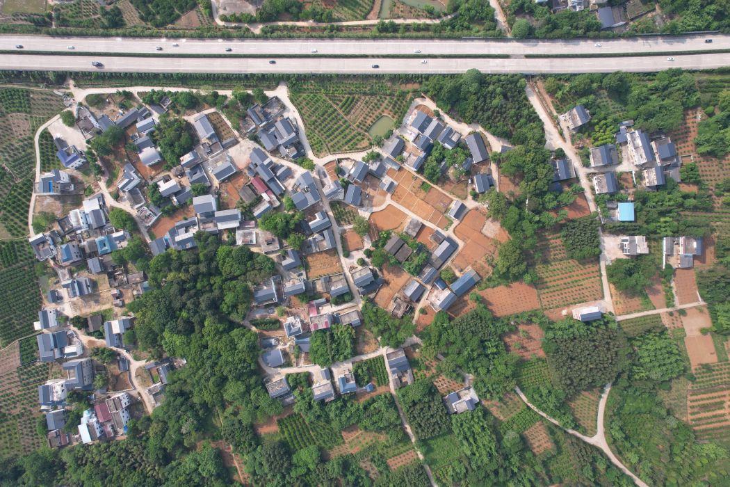 和平村(廣西壯族自治區桂林市興安縣界首鎮下轄村) 和平村(廣西壯族自治區桂林市興安縣界首鎮下轄村)