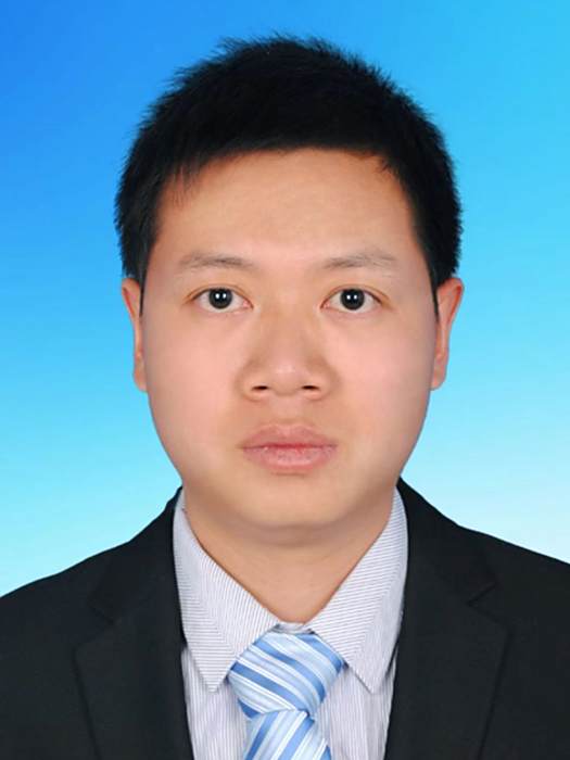 彭忠(新疆維吾爾自治區克孜勒蘇柯爾克孜自治州烏恰縣人力資源和社會保障局黨組成員、公共就業服務中心主任) 彭忠(新疆維吾爾自治區克孜勒蘇柯爾克孜自治州烏恰縣人力資源和社會保障局黨組成員、公共就業服務中心主任)