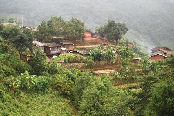 趙家墳村(宣威市普立鄉迤興村行政村下轄村) 趙家墳村(宣威市普立鄉迤興村行政村下轄村)