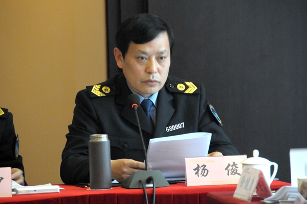 楊俊(四川省醫療保障局黨組成員、副局長)