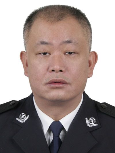 彭廣林(四川省廣元市公安局黨委副書記、常務副局長) 彭廣林(四川省廣元市公安局黨委副書記、常務副局長)