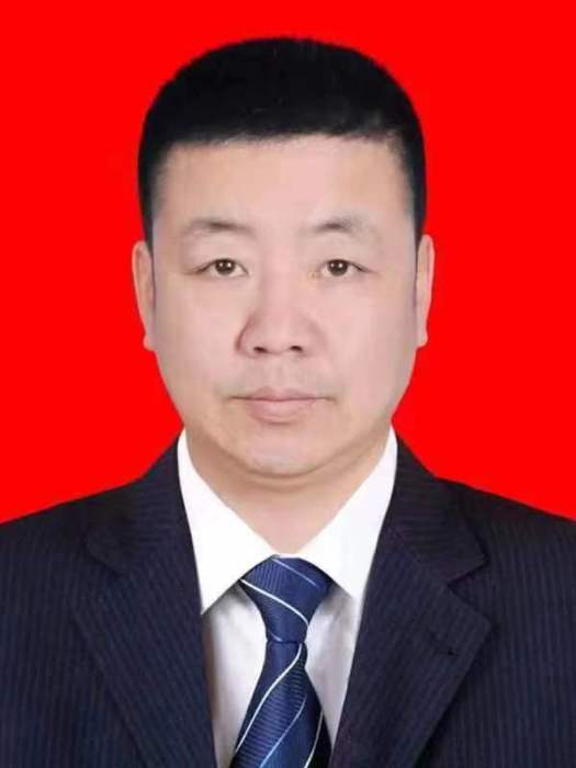李成(吉林省長春市榆樹市水利局黨組成員、水政水資源管理中心主任) 李成(吉林省長春市榆樹市水利局黨組成員、水政水資源管理中心主任)