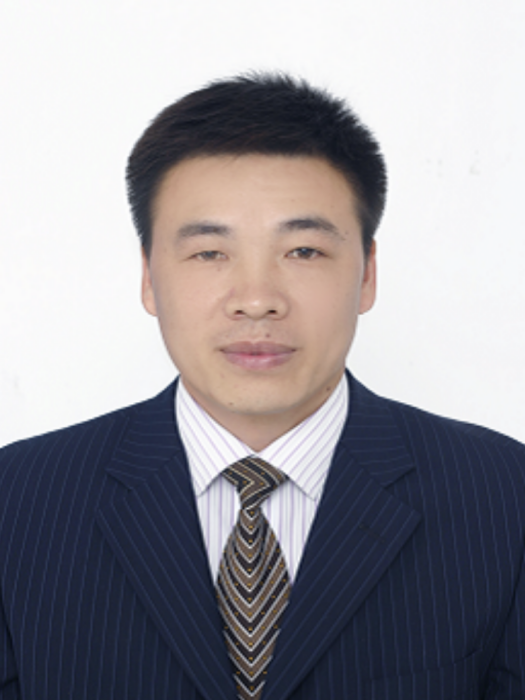王世海(山東省淄博市淄川區教體局黨組成員,區教育中心黨總支書記) 王世海(山東省淄博市淄川區教體局黨組成員,區教育中心黨總支書記)