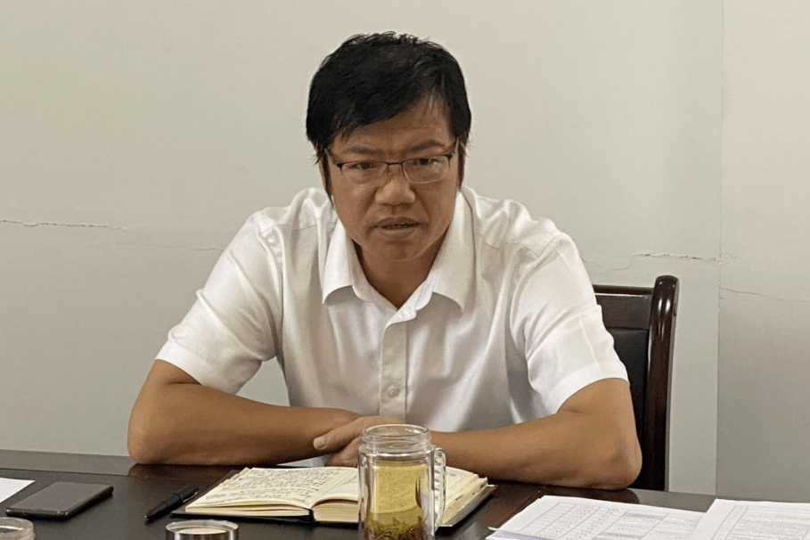 黃愛民(湖北省枝江市人民政府黨組成員、副市長) 黃愛民(湖北省枝江市人民政府黨組成員、副市長)