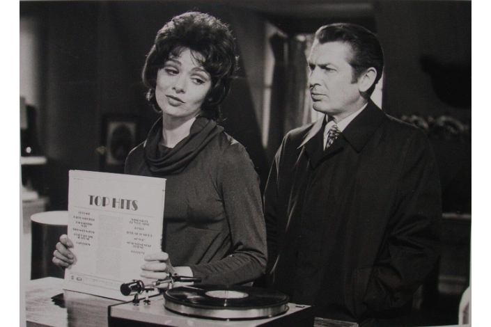 Trial(英國1971年Barrie Cookson等人主演的劇集) Trial(英國1971年Barrie Cookson等人主演的劇集)
