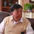 都梁明