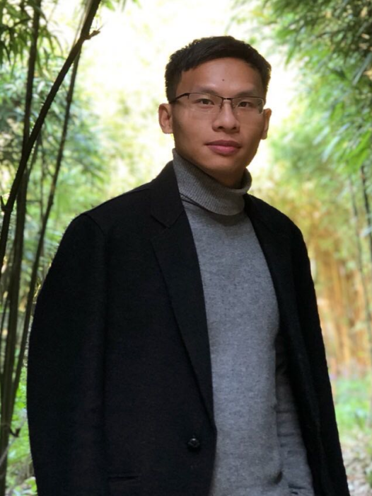 許振強(學仁畫院國畫院花鳥畫室副主任) 許振強(學仁畫院國畫院花鳥畫室副主任)