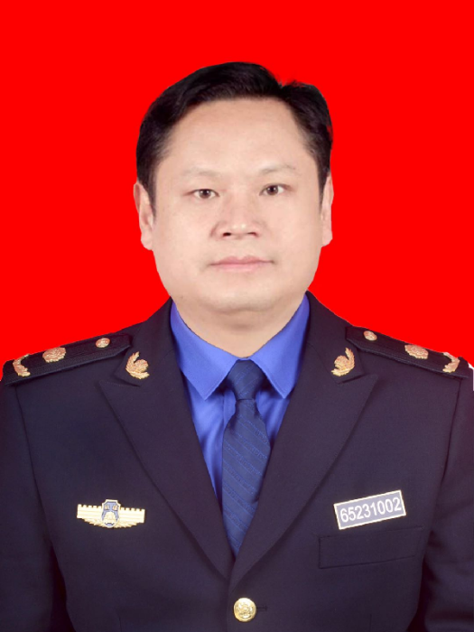 劉鋒(新疆維吾爾自治區昌吉回族自治州昌吉市退役軍人事務局黨組副書記、局長) 劉鋒(新疆維吾爾自治區昌吉回族自治州昌吉市退役軍人事務局黨組副書記、局長)