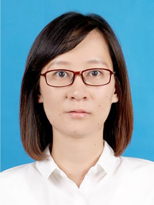 張漢雲(河海大學水工結構研究所副教授) 張漢雲(河海大學水工結構研究所副教授)
