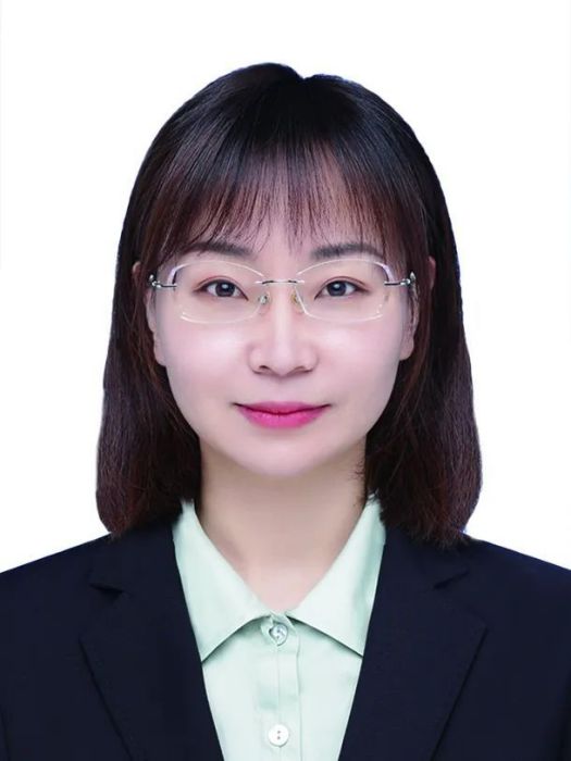張玲玲(黑龍江省婦聯第十三屆執行委員會委員、大慶市人民調解中心主任) 張玲玲(黑龍江省婦聯第十三屆執行委員會委員、大慶市人民調解中心主任)