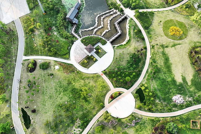 龍潭公園(南昌市的公園) 龍潭公園(南昌市的公園)