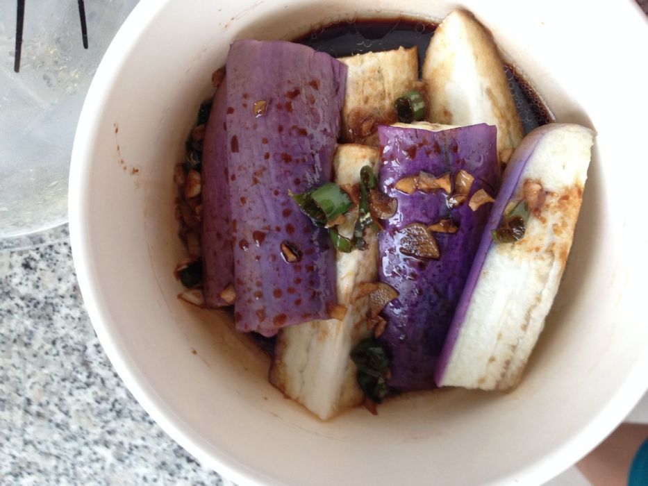 蒜蓉油淋茄子