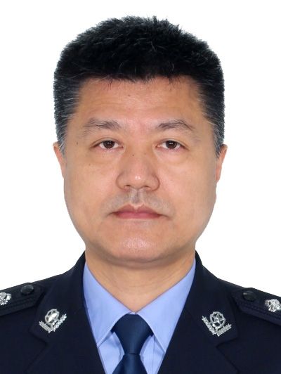 王鋒(浙江省紹興市公安局黨委委員) 王鋒(浙江省紹興市公安局黨委委員)
