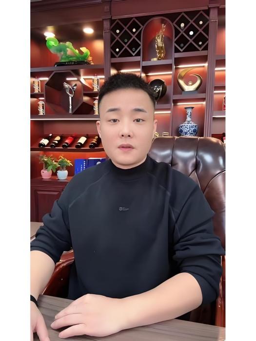 楊琦(自媒體創作者) 楊琦(自媒體創作者)