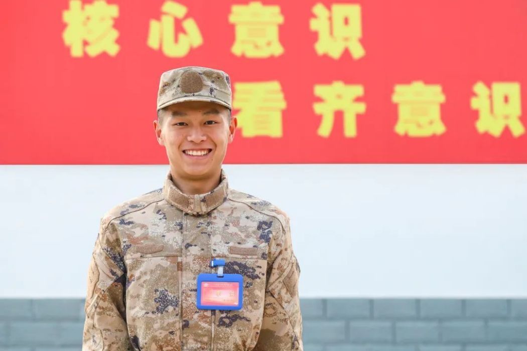 李洪(第73集團軍“濟南第二團”戰士) 李洪(第73集團軍“濟南第二團”戰士)