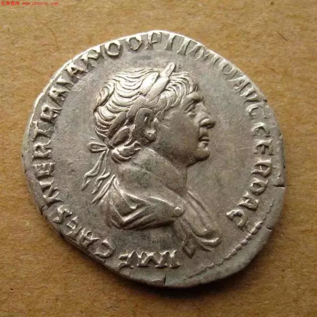 圖拉真皇帝發行的銀幣