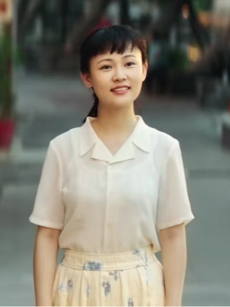 文娟(電影《閨女特煩惱》中的角色) 文娟(電影《閨女特煩惱》中的角色)