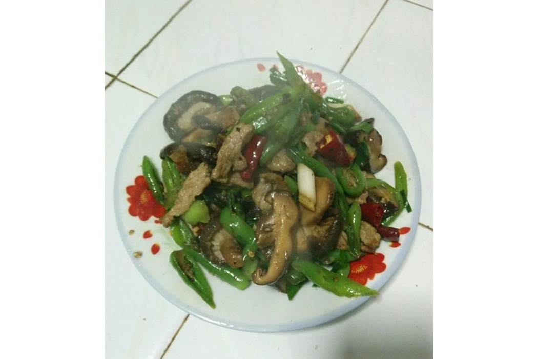 鮮冬菇炒肉