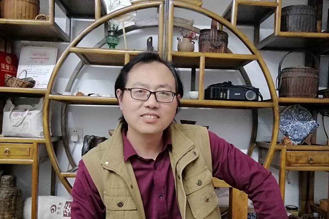劉學習(中國美術家協會會員) 劉學習(中國美術家協會會員)